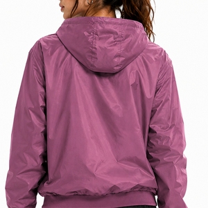 Chaqueta Cortavientos con Capucha y Cierre Completo para Mujer, Corte Moderno, Fácil de Combinar, Estilo Diario, Look para Actividades al Aire Libre, Lista para Viajar, Ajuste Cómodo e Informal - Product Image 2