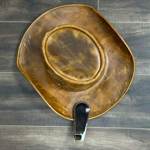 Porte-chapeau magnétique en cuir de vache véritable de qualité supérieure pour serviettes de golf, support de casquette en cuir véritable durable avec fixation magnétique puissante - Product Image 5