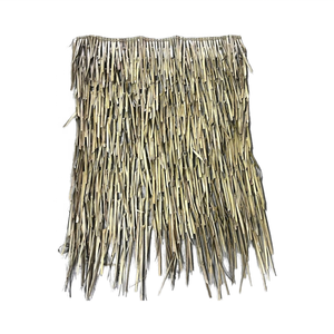 Tuiles traditionnelles écologiques en tissage de cocotiers, parfaites pour les structures extérieures pour les cabanes de plage Tiki Bars Resorts Projects - Product Image 3