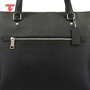 High Quality Comfortable <b>Ladies</b> <b>Leather</b> Hand <b>Bag</b> Zipper Breathable Adjustable Shoulder <b>Bag</b> New Fashionable Outdoor Use - Product Image 4