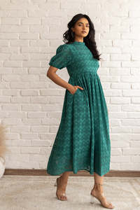 Robe longue jacquard vert émeraude à col montant et manches bouffantes, coupe trapèze plissée, décontractée pour le quotidien, magnifique robe pour femme - Product Image 2
