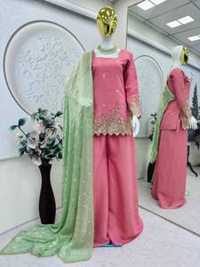 ชุดสูทชาร่าปักผ้าไหมสีพีชระยิบระยับทันสมัยสำหรับผู้หญิง - Product Image 1