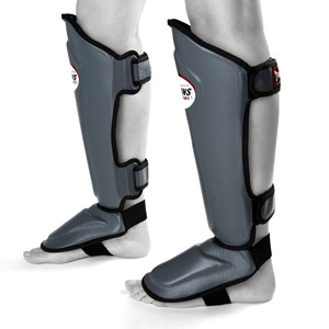 Espinilleras Ligeras de Muay Thai con Cobertura Completa del Pie para Entrenamiento de Artes Marciales, Sparring y Práctica Diaria - Product Image 2
