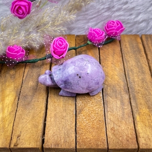 Natural Lepidolite Tortoise Carving Purple Lepidolite Turtle Healing <b>Crystal</b> For Reiki Feng Shui Decor Wholesale - Product Image 6