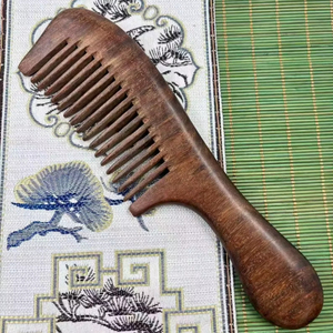 Cepillos de limpieza de hierba natural con mango largo, peine de luna antiestático y anticaída, herramienta para el cuidado del cabello - Product Image 1