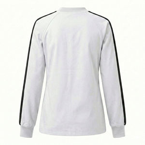 Blouse d'infirmière personnalisée à boutons-pression, manteau de réchauffement, uniforme d'hôpital en gros, blouses médicales pour femmes avec poignets en tricot côtelé - Product Image 3