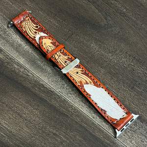 สายนาฬิกา Apple Watch หนังแท้สลักลายดอกไม้สไตล์ตะวันตก งานแฮนด์เมด งานแกะสลักลายวินเทจ รุ่นใหม่ล่าสุดจากงาน March Expo เหมาะสำหรับทั้งชายและหญิง - Product Image 4