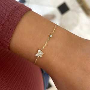 Bracelets empilables en chaîne de câble avec mini-breloques papillon en or massif 14K 18K, diamant de laboratoire rond minimaliste et fermoir mousqueton - Product Image 4