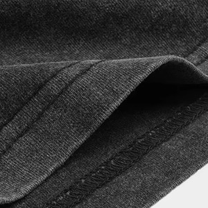 T-shirt à manches longues en coton tricoté 100% avec imprimé graphique vintage esthétique sombre, tendance streetwear pour homme, impression numérique, séchage rapide - Product Image 3