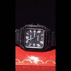 Reloj de Alta Calidad Personalizado con Diamantes Cultivados en Laboratorio, Reloj de Acero Inoxidable de la Mejor Calidad para Hombre - Product Image 1