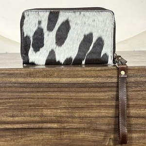 Portefeuille-pochette pour femme en cuir véritable de vachette à poils, style western, avec motif cerise, fermeture éclair intégrale et dragonne, organisateur de poche - Product Image 5