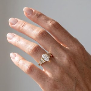 Gorgeous 1.02CT Oval Cut Diamond 7 Stone <b>Ring</b> 14K Solid Gold Romantic Wedding Anniversary Charm Gift For Engagement Partywear - Product Image 2