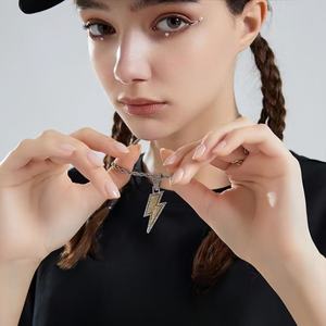 Collar con Colgante Hip Hop de Lujo en Oferta, con Piedras de Moissanita, Joyería de Moda Unisex, Precio Competitivo - Product Image 3