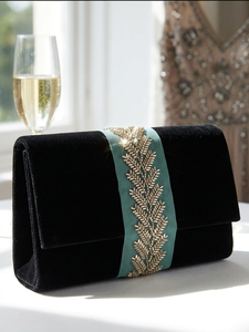 Exquisito Borde de Saree Floral Ecológico con Adornos Hechos a Mano, Lentejuelas Metálicas, Bordado de Precisión, 100% Poliéster, Lujoso - Product Image 5