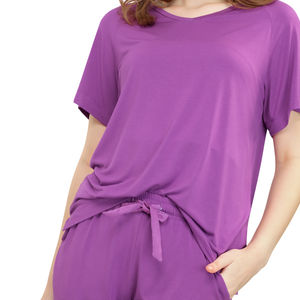 Ensembles de survêtements courts tendance pour l'été, avec logo personnalisé, pour femmes, comprenant un crop top en coton et un short moulant - Product Image 5