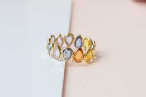 Vintage Multi Sapphire Cluster <b>Ring</b> 18K Gold Rainbow Sapphire Wreath <b>Statement</b> <b>Ring</b> Natural Gemstone Anniversary/Engagement Gift - Product Image 3