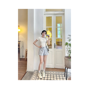 Pantalones Cortos Deportivos para Mujer, Ajuste Holgado, Cintura Alta, Transpirables, Rectos, ODM/OEM, Hechos en Vietnam, Calidad Premium - Product Image 3