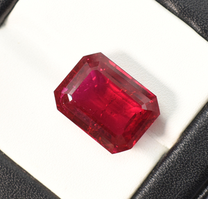 Rubis de laboratoire avec inclusions visibles, taille émeraude, pierres précieuses en vrac, pierre de naissance de juillet, 16x12 mm, 17,20 carats - Product Image 4