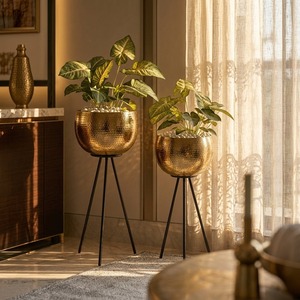 Ensemble de vases de sol faits à la main Organic Curves, support trépied contemporain, décoration de plantes d'intérieur - Product Image 6