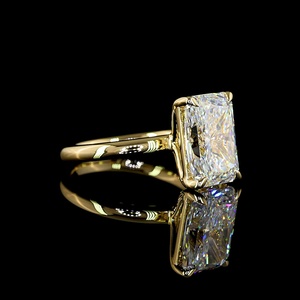 Minimalist 5CT radiant lab Grown <b>Diamond</b> <b>Ring</b> 14K Yellow Gold Solitaire Engagement <b>Ring</b> For Women Wedding Fine Jewelry Wholesale - Product Image 2