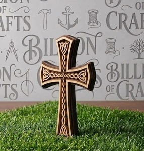 Croix en bois artisanale, fabrication directe d'usine Billion Crafts, décoration religieuse chrétienne, modèle BOC-CRS-001, motif floral traditionnel - Product Image 1