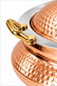 Plat à réchaud royal en acier inoxydable martelé, durable, avec poignées et couvercle dorés, idéal pour les réceptions - Product Image 3
