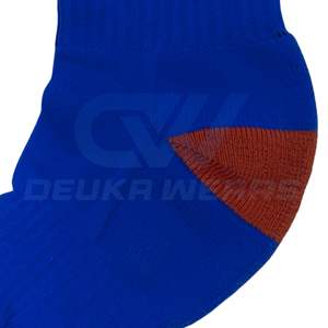 Chaussettes de sport athlétiques personnalisées à faible MOQ pour équipes, en coton/élasthanne, antibactériennes, côtelées, pour l'entraînement, avec semelle OEM - Product Image 5