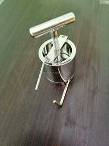 Venta al por mayor de acero inoxidable de alta resistencia BDSM juguete sexual testículo bola Camilla trituradora adulto grupo de edad por fabricante proveedor - Product Image 3