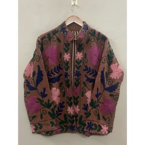 Chaqueta de algodón con bordado floral para mujer, cuello mandarín, manga larga, estilo bohemio de primavera, cierre abierto, chaqueta tnt. - Product Image 1
