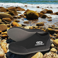 Bottes de plongée Aropec à coupe basse en néoprène antidérapantes avec semelle épaisse en feutre noir pour les sports nautiques, la plongée et le snorkeling