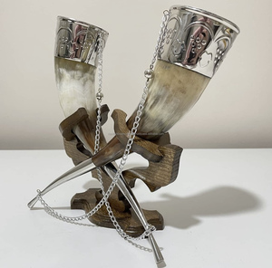 Corne à boire sculptée de style viking au design antique authentique faite à la main bière hydromel personnalisée polie meilleur prix artisanat naturel - Product Image 3