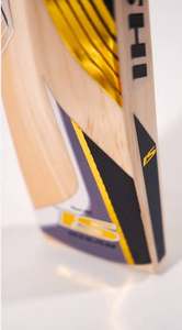 Bate de críquet ihsan sports v9 edition English Willow con funda de bate gratuita, agarre adicional y lámina protectora, todo incluido. - Product Image 3