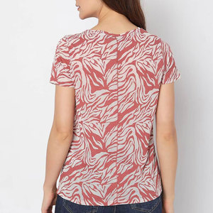 <b>High</b> Quality Casual Breathable Winter Short Sleeves Customized Sublimation T-shirt for Women Customized Logo Printing Quick Dry - Product Image 2