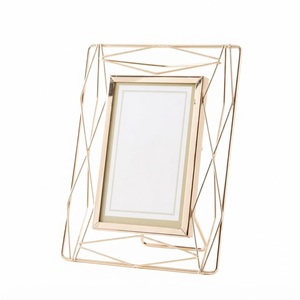 Modern Geometric <b>Gold</b> Metal Photo <b>Frame</b> Modern Style Tabletop Wire <b>Picture</b> <b>Frame</b> Luxury Home Decor Desktop Display Wholesale - Product Image 1