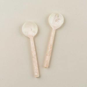 Juego de 2 Servidores de Ensalada de Resina Hechos a Mano con Patrón de Efecto Mármol Aqua Swirl, Incluye Cuchara y Tenedor, Aptos para Lavavajillas - Product Image 1