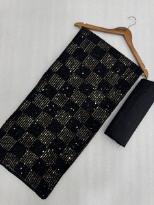 ชุดส่าหรีอินเดียสไตล์บอลลีวูดประดับเลื่อมปักลายผ้าชีฟองจอร์เจตต์เทียม พร้อมเสื้อเปิดหลังสำหรับงานแต่งงาน - Product Image 2