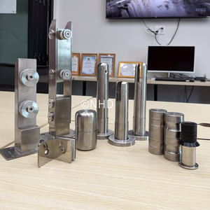 Soporte duradero en forma de L de acero inoxidable 316 para uso en baños de hospitales de alto tráfico - Product Image 6