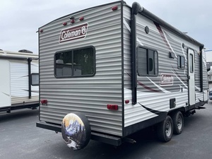 Usado, 2017, F-o-r-e-s-t R-i-v-e-r Columbus 381FL - Product Image 3