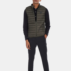 High Quality Custom Puffer Vest For Men New Fashion Winter Streetwear Style Men's Puffer Vest Made In Pakistan - Product Image 2