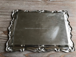 Bandeja decorativa redonda de metal con bordes recortados, perfecta para postres y exhibir a la hora del té, disponible en cantidad a granel - Product Image 3