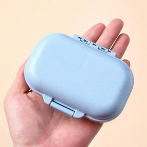 UP-05F <b>7</b>-Compartment Weekly Pill Organizer Plastic for Home & Outdoor Use - Product Image 2
