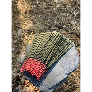 ธูปไม้จันทน์หอมแบบเป็นมิตรต่อสิ่งแวดล้อม ผสมน้ำมันหอมระเหยออร์แกนิก สำหรับใช้ในพิธีกรรมทางศาสนา ใช้ได้ทุกฤดูกาล - Product Image 6