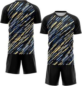 Dernier design, uniforme de football 100% polyester, nouveau style, uniforme professionnel pour adultes, qualité supérieure, couleur personnalisée, séchage rapide - Product Image 4