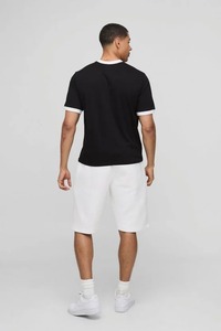 Camiseta Negra de Manga Corta para Hombre, Cuello Redondo, Ribete en Contraste, Corte Regular, 100% Algodón Jersey, Estilo Casual - Product Image 3