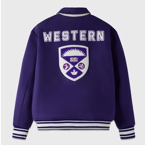 เสื้อแจ็คเก็ตวาร์ซิตี้สีม่วงสำหรับผู้ชาย สไตล์ลำลอง สีพื้น แนวพรีปปี้ ปกคอพับ ทรงปกติ บริการ OEM ราคาสมเหตุสมผล เสื้อแจ็คเก็ตผู้ชาย - Product Image 2