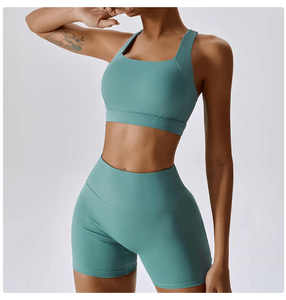 Ensemble 2 pièces de vêtements de yoga et de fitness pour femmes : Soutien-gorge de sport taille mi-haute et leggings, personnalisable avec logo, séchage rapide, respirant, écologique - Product Image 3