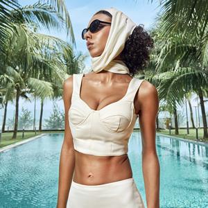 Top corto blanco sin mangas versión corta uso diario camisa por encima de la rodilla SKINNY 100gr ropa de calle conjuntos de mujer de Vietnam - Product Image 1