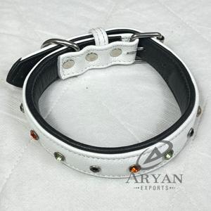 Collier pour chien en cuir de vachette pleine fleur, nouveau design, vente en gros, élégant, facile à ajuster, accessoires pour animaux de compagnie durables - Product Image 1