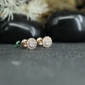 Pendientes de Oro Rosa con Moissanita y Halo de Plata de Ley 925 |   Pendientes de tuerca con diseño de diamantes en racimo redondo para mujer, venta al por mayor - Product Image 5