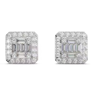 ต่างหูเพชรทองคำขาว 18K สีโรสโกลด์ สีขาว สีเหลือง ดีไซน์ประณีต ระยิบระยับ ใส่ได้ทุกวัน ทรงเหลี่ยมเจียระไนสวยงาม รับรองคุณภาพ เหมาะเป็นของขวัญวันเกิด - Product Image 3